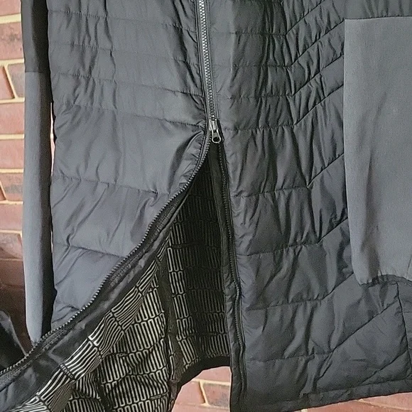 Columbia Black Puffer Jacket - Picture 13 of 13